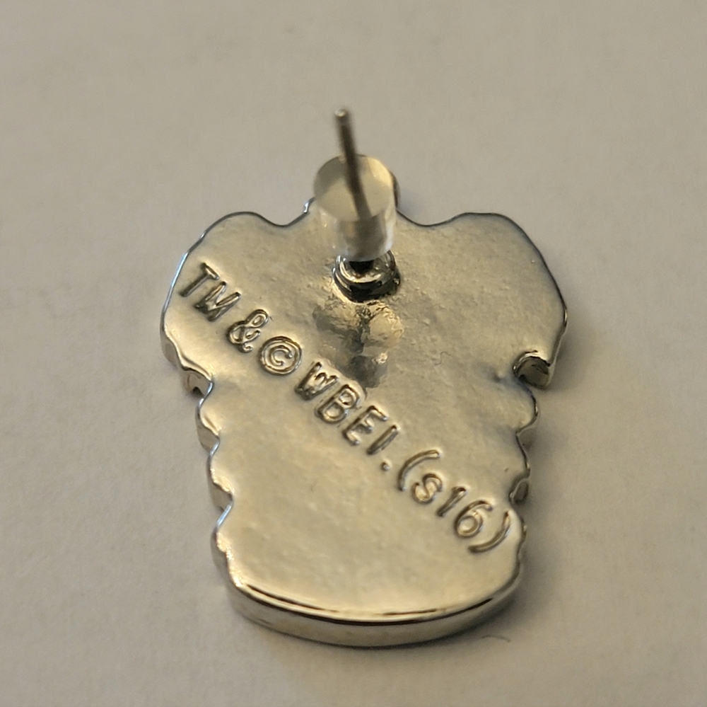 Ravenclaw Crest Lapel Pin - Picture 2 of 3